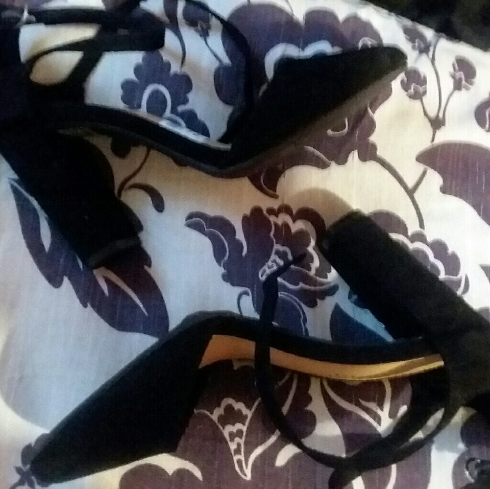 Chucky strap black heels